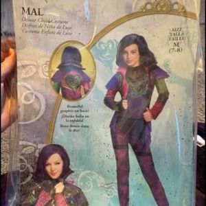 Disney Descendants Mal costume ! With purple wig !